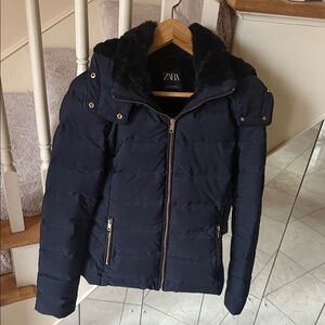 Zara Women's Dark Blue Puffer Coat
